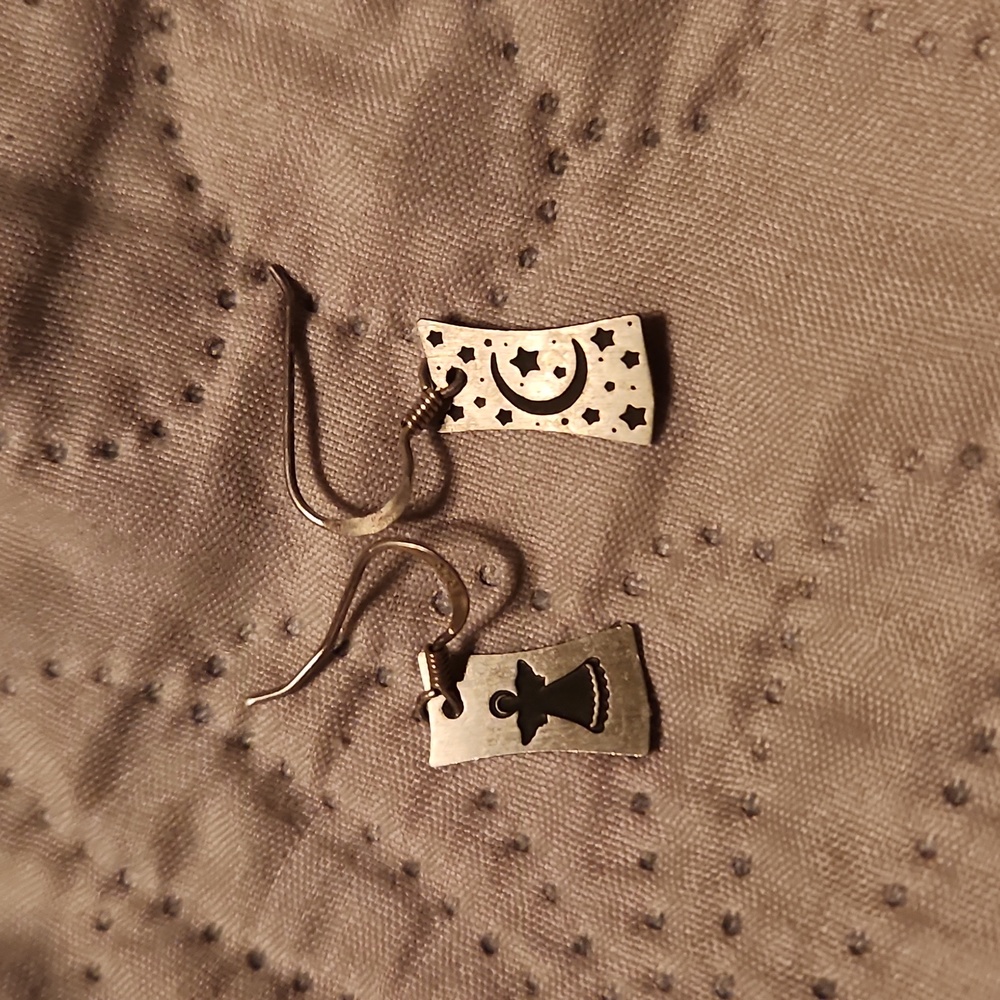 Gorgeous Sterling silver 🌙😇 earrings